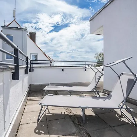 アパート Modern Roof Terrace Fully Equipped ケーニヒスブルン